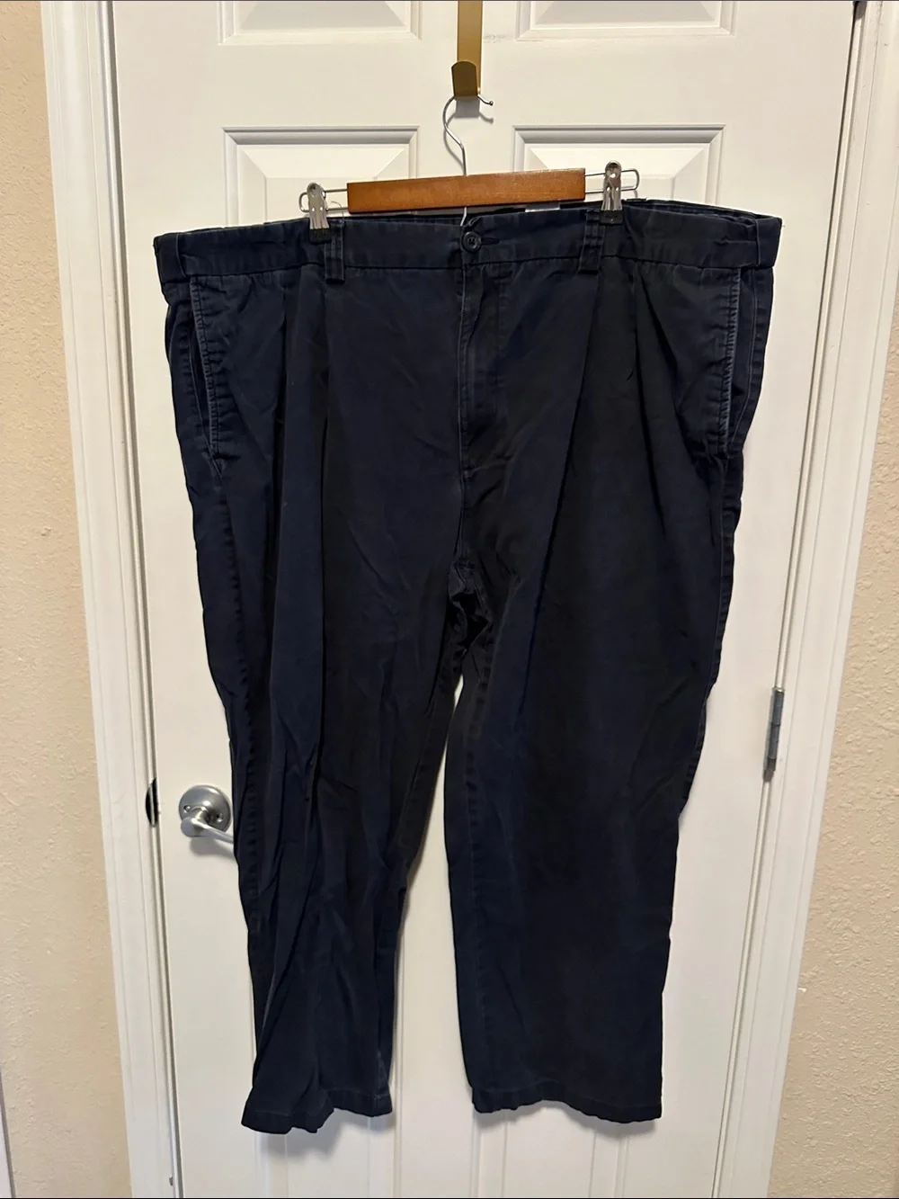 Men's Navy Chino Pants - Classic Everyday Style